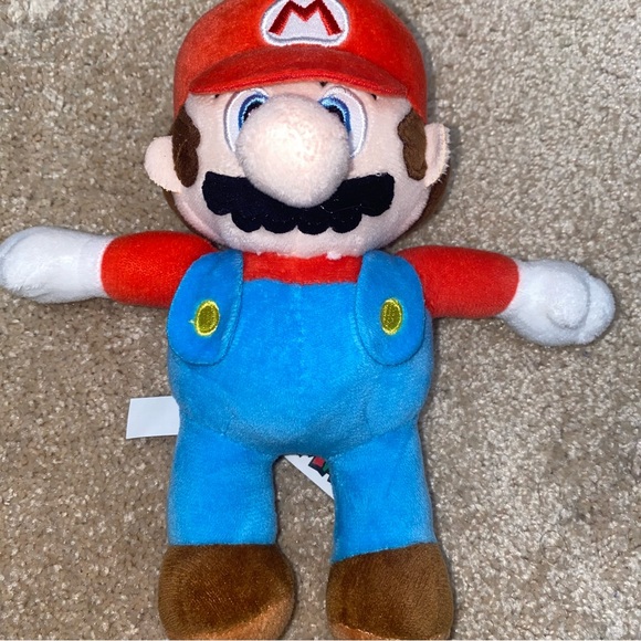 Super Mario plush New without tag - Picture 1 of 4